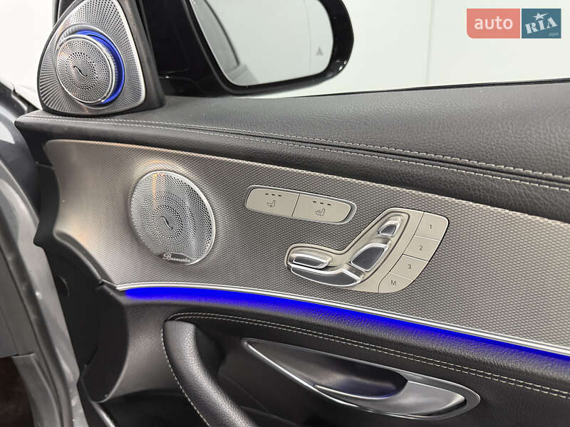 Седан Mercedes-Benz E-Class 2017 в Одесі фото 45 Седан Mercedes-Benz E-Class 2017 в Одесі