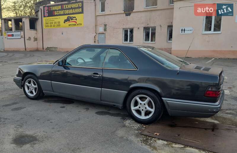 Купе Mercedes-Benz E-Class 1995 в Харькове