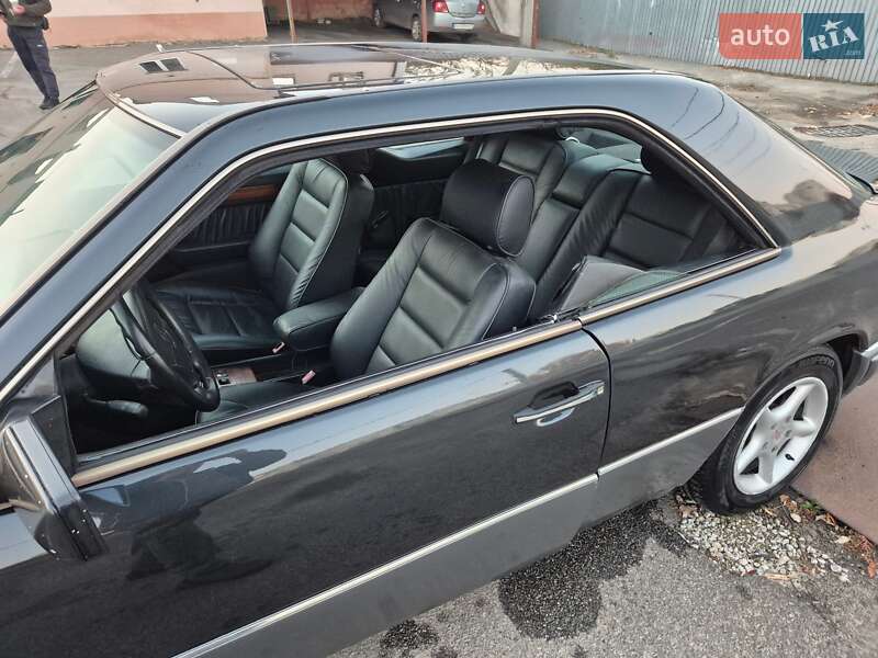 Купе Mercedes-Benz E-Class 1995 в Харькове