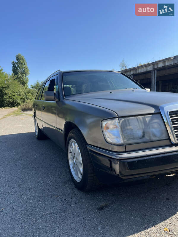 Універсал Mercedes-Benz E-Class 1991 в Лубнах фото 10 Універсал Mercedes-Benz E-Class 1991 в Лубнах