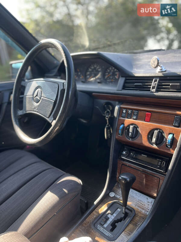 Універсал Mercedes-Benz E-Class 1991 в Лубнах фото 24 Універсал Mercedes-Benz E-Class 1991 в Лубнах