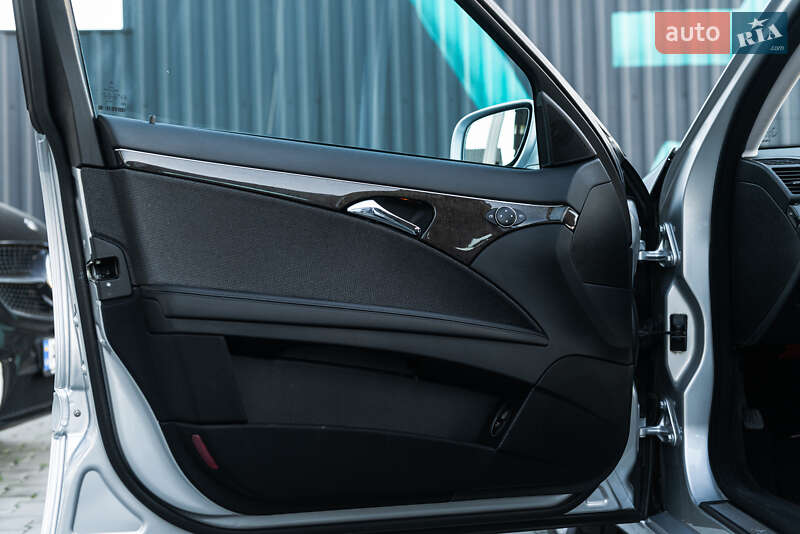 Седан Mercedes-Benz E-Class 2006 в Мукачевому фото 38 Седан Mercedes-Benz E-Class 2006 в Мукачевому