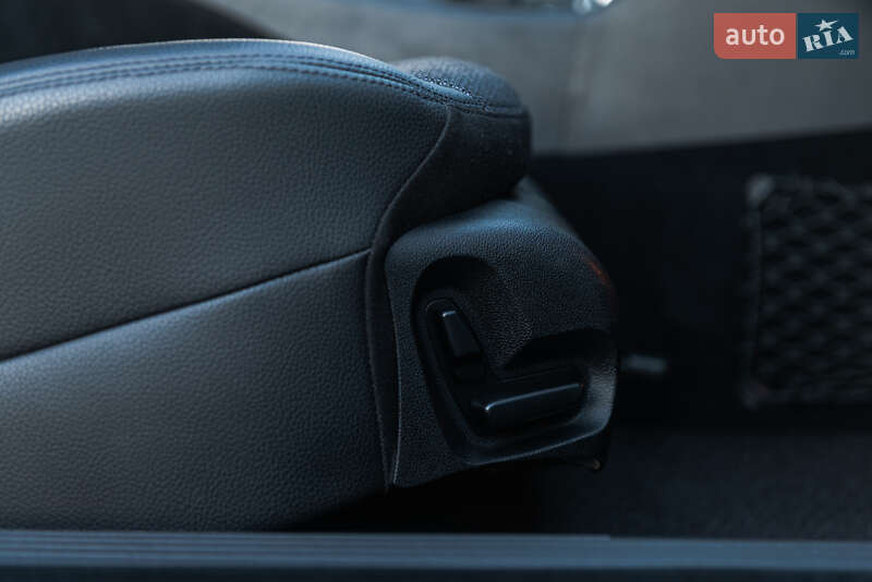 Седан Mercedes-Benz E-Class 2006 в Мукачевому фото 50 Седан Mercedes-Benz E-Class 2006 в Мукачевому