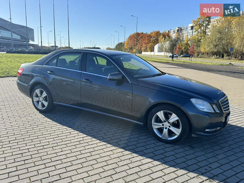 Седан Mercedes-Benz E-Class 2012 в Львові фото 15 Седан Mercedes-Benz E-Class 2012 в Львові