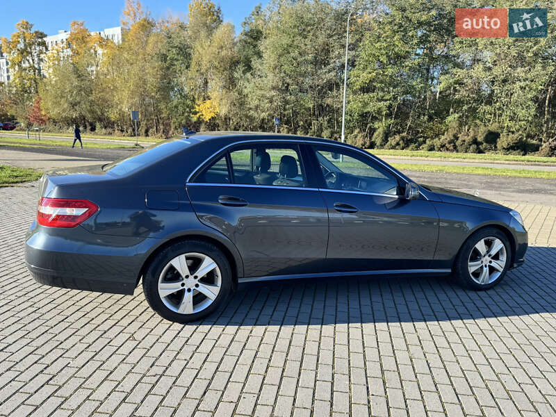 Седан Mercedes-Benz E-Class 2012 в Львові фото 14 Седан Mercedes-Benz E-Class 2012 в Львові