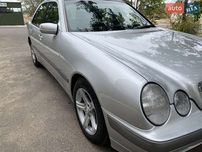 Седан Mercedes-Benz E-Class 2000 в Белгороде-Днестровском фото 8 Седан Mercedes-Benz E-Class 2000 в Белгороде-Днестровском