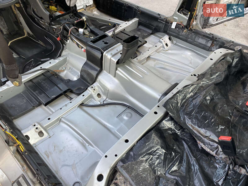 Седан Mercedes-Benz E-Class 2000 в Белгороде-Днестровском фото 14 Седан Mercedes-Benz E-Class 2000 в Белгороде-Днестровском