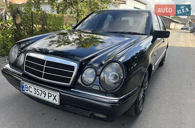 Седан Mercedes-Benz E-Class 1999 в Львові Седан Mercedes-Benz E-Class 1999 в Львові