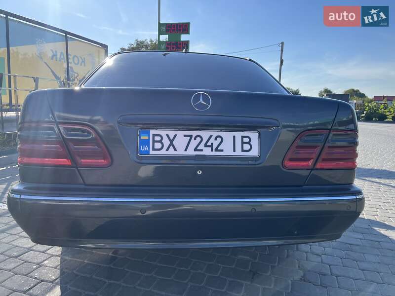 Седан Mercedes-Benz E-Class 2001 в Кам'янець-Подільському