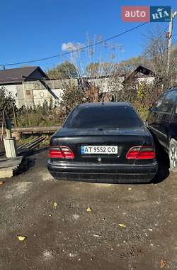 Седан Mercedes-Benz E-Class 1996 в Івано-Франківську