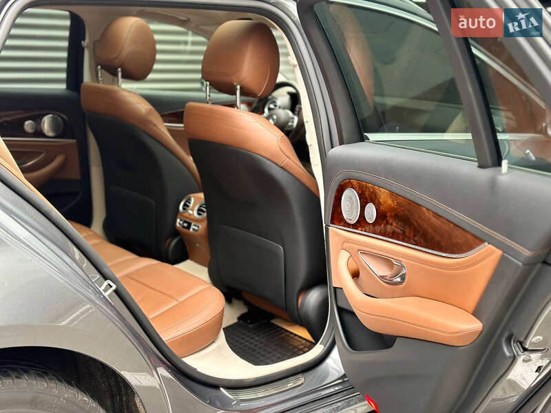 Універсал Mercedes-Benz E-Class 2018 в Києві фото 19 Універсал Mercedes-Benz E-Class 2018 в Києві