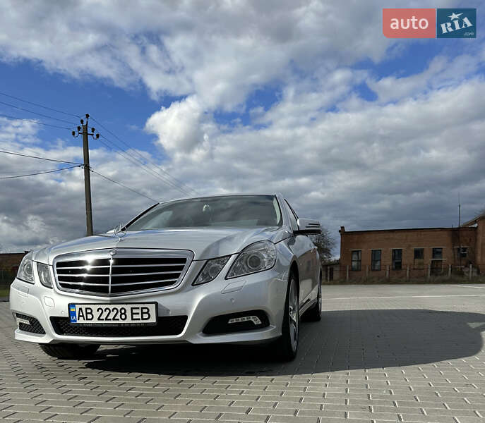 Седан Mercedes-Benz E-Class 2010 в Бершади фото 2 Седан Mercedes-Benz E-Class 2010 в Бершади
