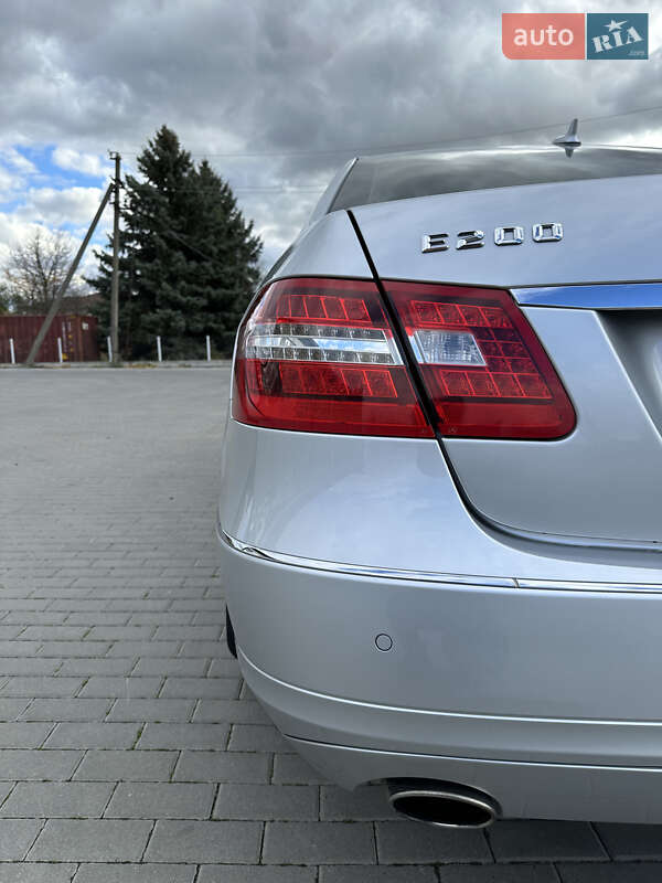Седан Mercedes-Benz E-Class 2010 в Бершади фото 10 Седан Mercedes-Benz E-Class 2010 в Бершади
