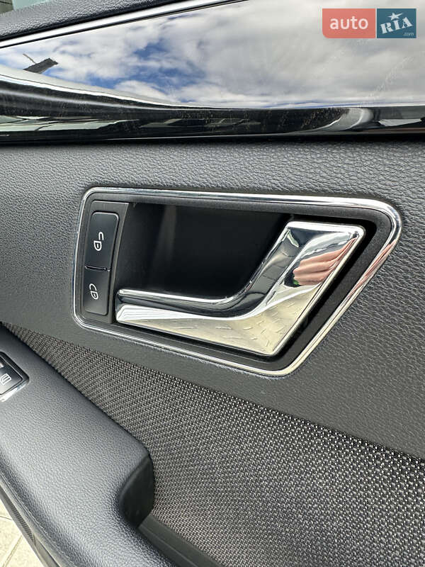 Седан Mercedes-Benz E-Class 2010 в Бершади фото 52 Седан Mercedes-Benz E-Class 2010 в Бершади