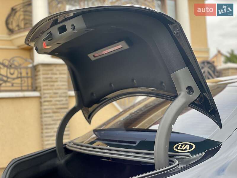 Седан Mercedes-Benz E-Class 2017 в Мукачевому фото 61 Седан Mercedes-Benz E-Class 2017 в Мукачевому