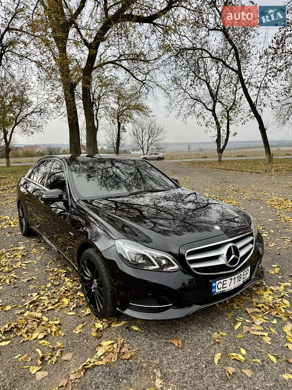 Седан Mercedes-Benz E-Class 2015 в Чернівцях фото Седан Mercedes-Benz E-Class 2015 в Чернівцях