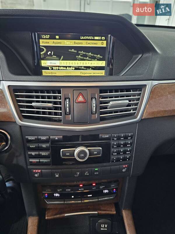 Универсал Mercedes-Benz E-Class 2012 в Львове