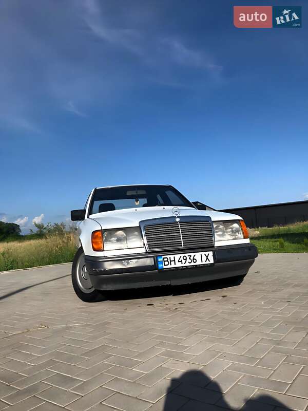Седан Mercedes-Benz E-Class 1987 в Буштино фото 5 Седан Mercedes-Benz E-Class 1987 в Буштино