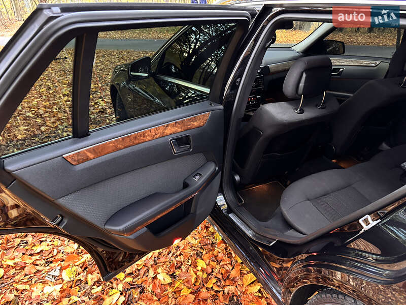Універсал Mercedes-Benz E-Class 2011 в Золочеві фото 23 Універсал Mercedes-Benz E-Class 2011 в Золочеві