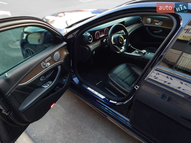 Универсал Mercedes-Benz E-Class 2018 в Киеве