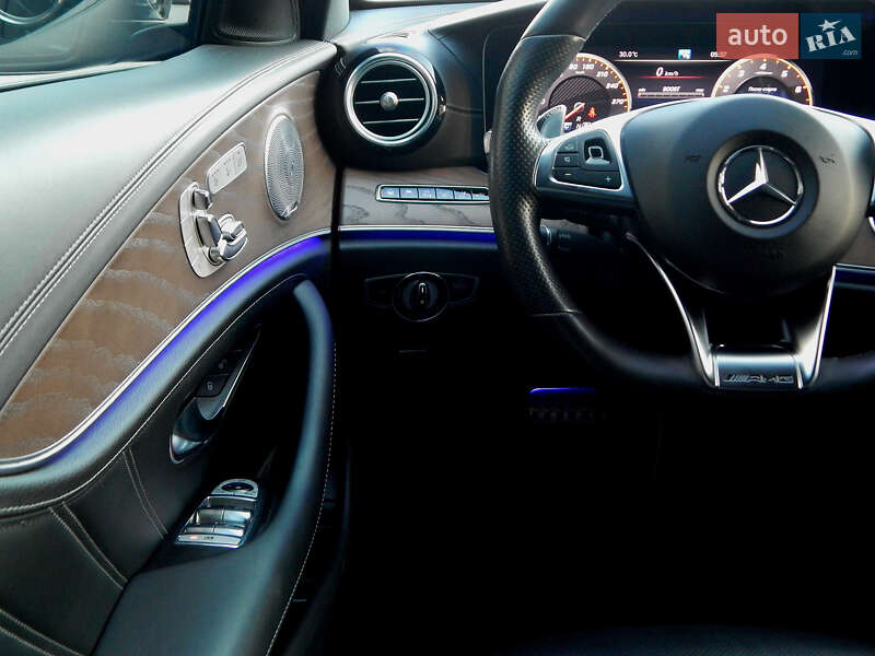 Универсал Mercedes-Benz E-Class 2018 в Киеве