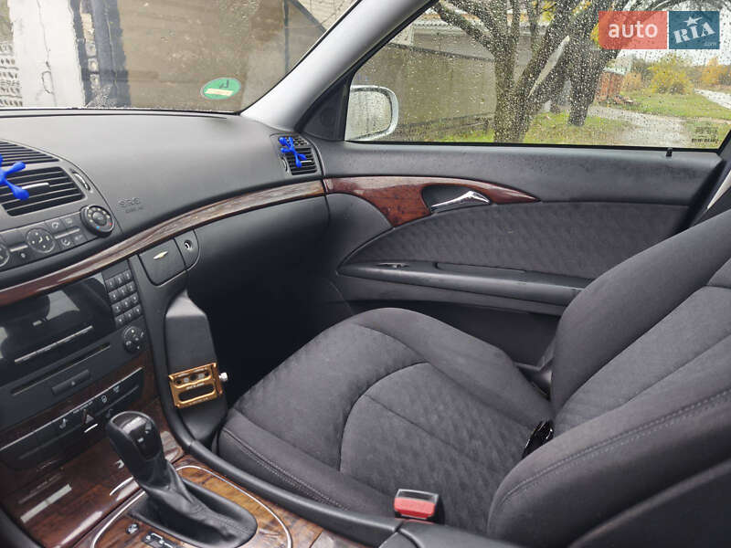 Седан Mercedes-Benz E-Class 2004 в Чернигове фото 15 Седан Mercedes-Benz E-Class 2004 в Чернигове