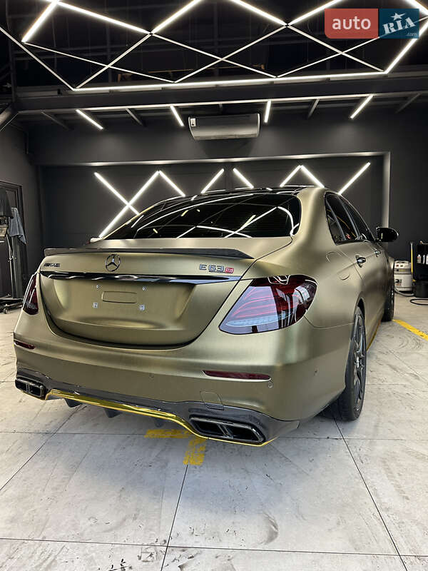 Седан Mercedes-Benz E-Class 2018 в Киеве фото 38 Седан Mercedes-Benz E-Class 2018 в Киеве