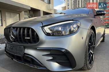 Седан Mercedes-Benz E-Class 2022 в Киеве