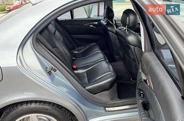 Седан Mercedes-Benz E-Class 2005 в  фото 19 Седан Mercedes-Benz E-Class 2005 в