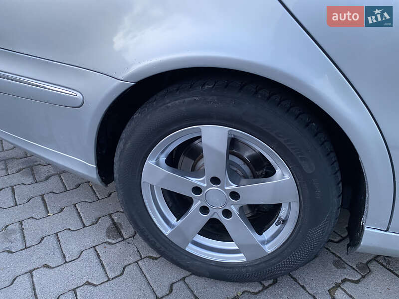 Седан Mercedes-Benz E-Class 2006 в Черновцах фото 12 Седан Mercedes-Benz E-Class 2006 в Черновцах