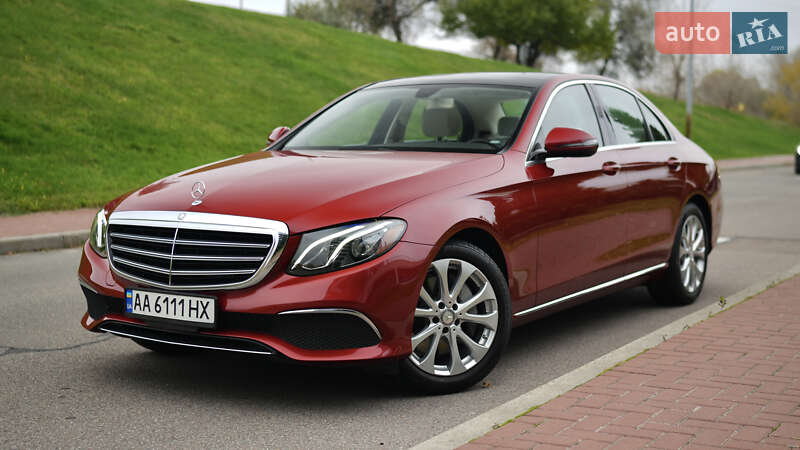 Седан Mercedes-Benz E-Class 2016 в Киеве