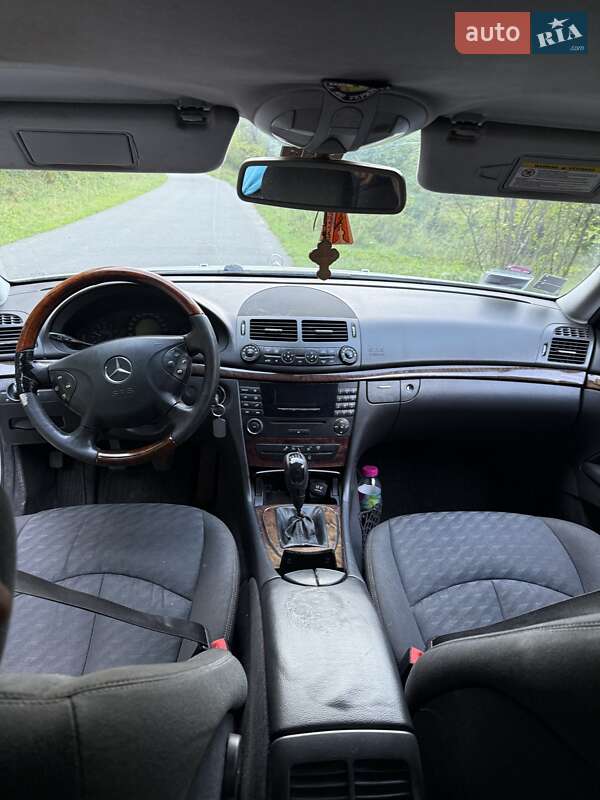 Седан Mercedes-Benz E-Class 2005 в Хусті фото 10 Седан Mercedes-Benz E-Class 2005 в Хусті