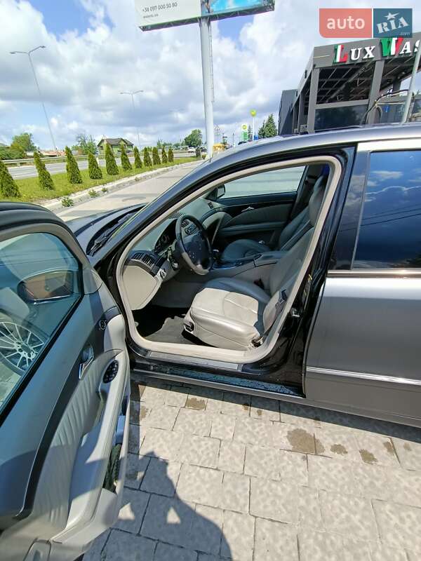 Седан Mercedes-Benz E-Class 2002 в Львове фото 16 Седан Mercedes-Benz E-Class 2002 в Львове