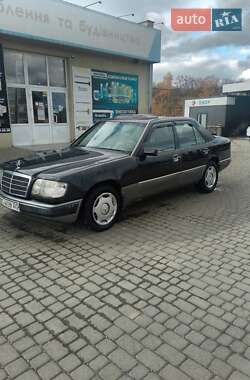 Седан Mercedes-Benz E-Class 1995 в Самборе