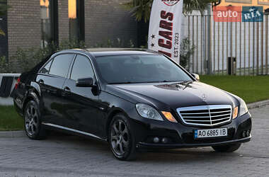 Седан Mercedes-Benz E-Class 2010 в Ужгороді
