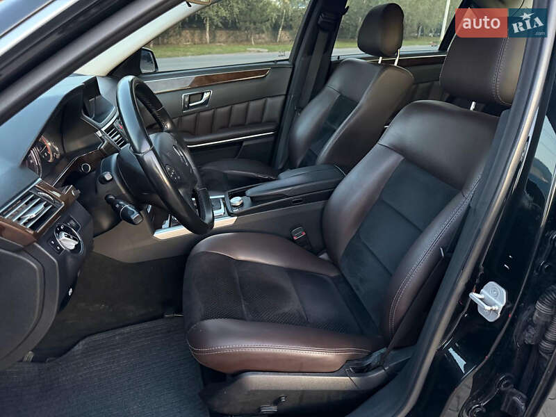 Седан Mercedes-Benz E-Class 2010 в Ужгороде фото 7 Седан Mercedes-Benz E-Class 2010 в Ужгороде