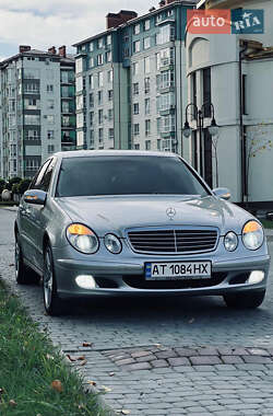Седан Mercedes-Benz E-Class 2004 в Ивано-Франковске