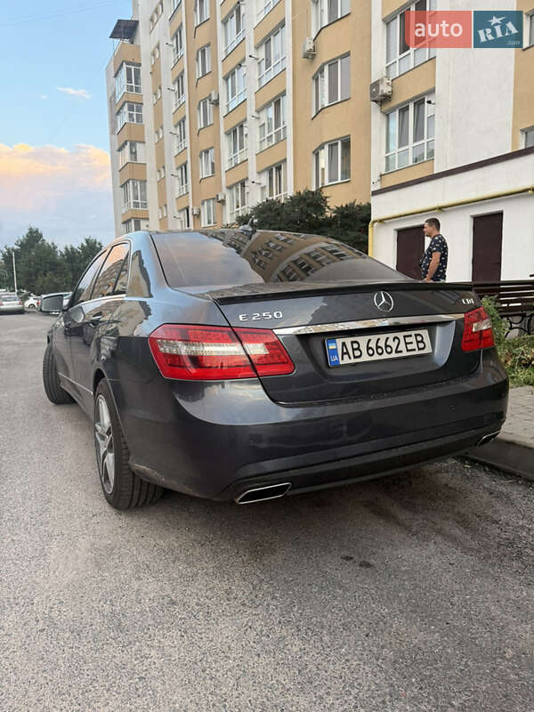 Купе Mercedes-Benz E-Class 2011 в Виннице фото 4 Купе Mercedes-Benz E-Class 2011 в Виннице