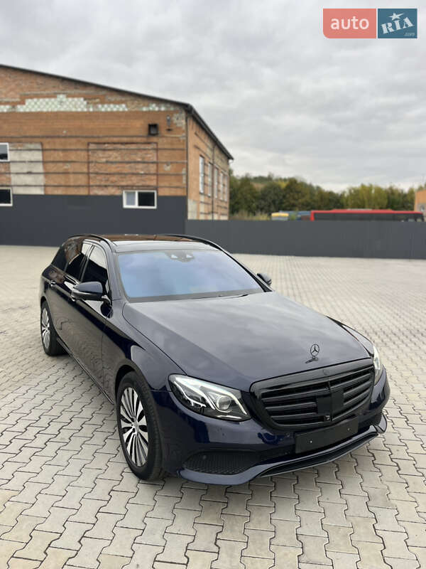 Універсал Mercedes-Benz E-Class 2016 в Нововолинську фото 57 Універсал Mercedes-Benz E-Class 2016 в Нововолинську