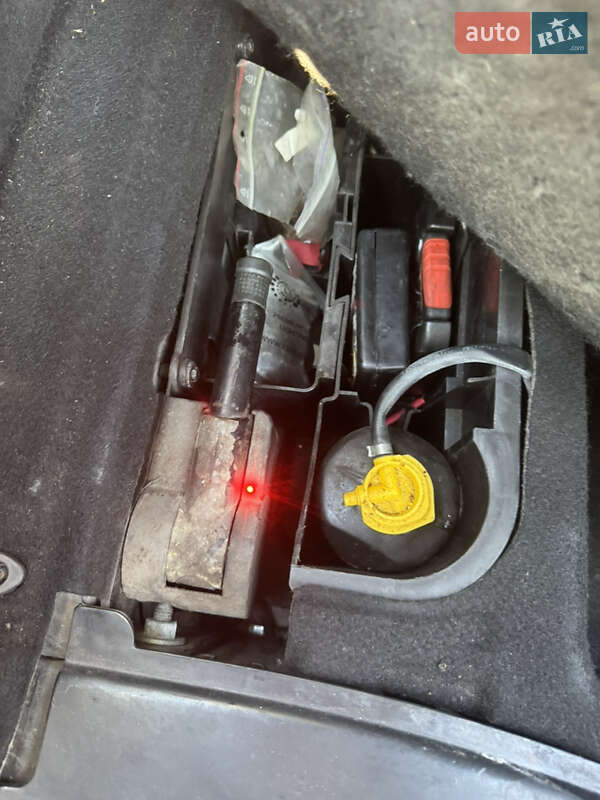 Седан Mercedes-Benz E-Class 2006 в Чернигове фото 34 Седан Mercedes-Benz E-Class 2006 в Чернигове