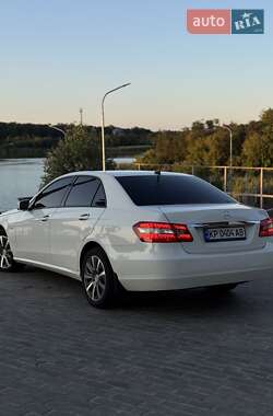 Седан Mercedes-Benz E-Class 2010 в Запоріжжі