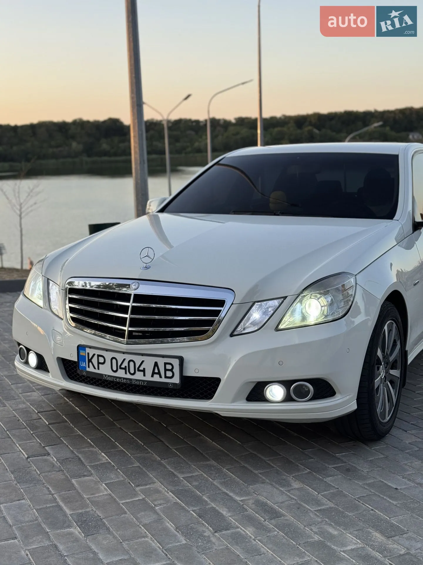 2010 Mercedes-Benz E-klasse - мініатюра 8