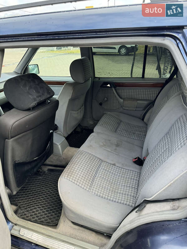 Универсал Mercedes-Benz E-Class 1996 в Бориславе