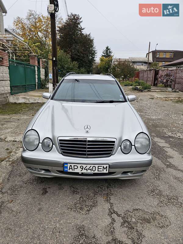 Универсал Mercedes-Benz E-Class 2002 в Запорожье