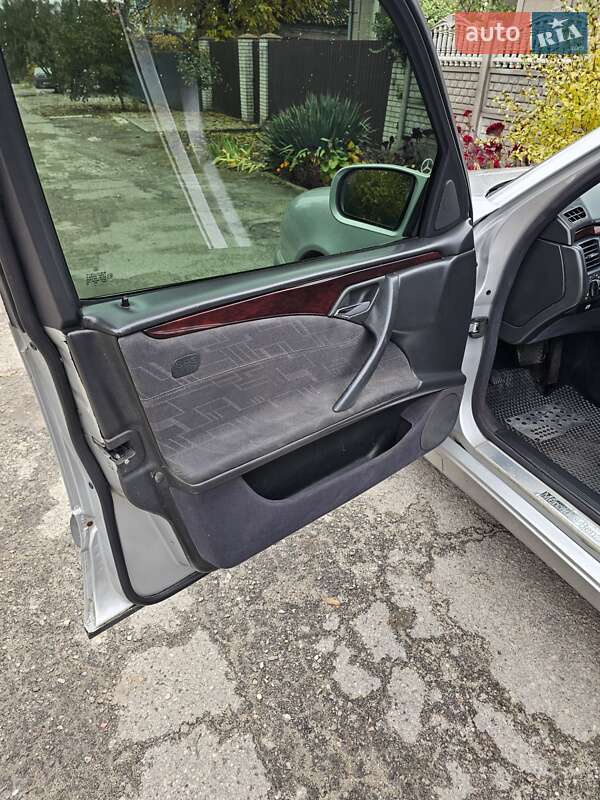 Универсал Mercedes-Benz E-Class 2002 в Запорожье