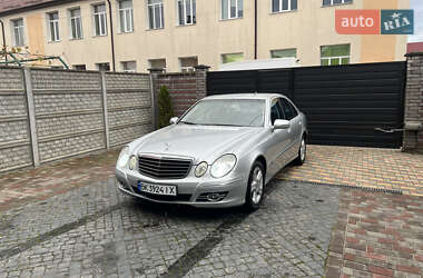 Седан Mercedes-Benz E-Class 2008 в Костополе
