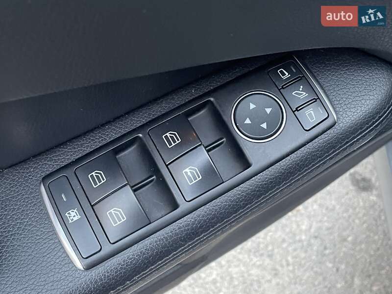 Седан Mercedes-Benz E-Class 2013 в Киеве фото 41 Седан Mercedes-Benz E-Class 2013 в Киеве