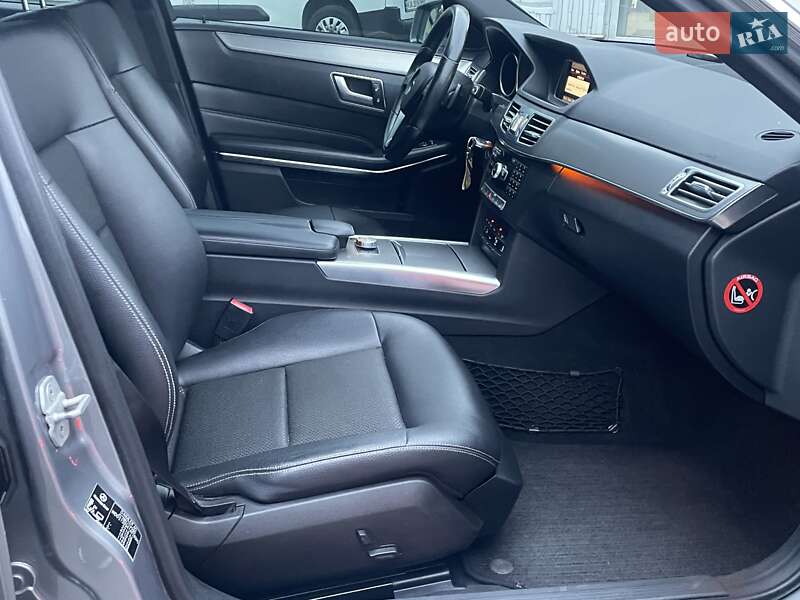 Седан Mercedes-Benz E-Class 2013 в Киеве фото 37 Седан Mercedes-Benz E-Class 2013 в Киеве