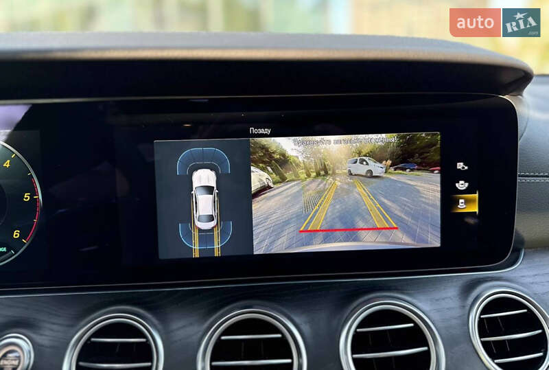 Седан Mercedes-Benz E-Class 2023 в Львові