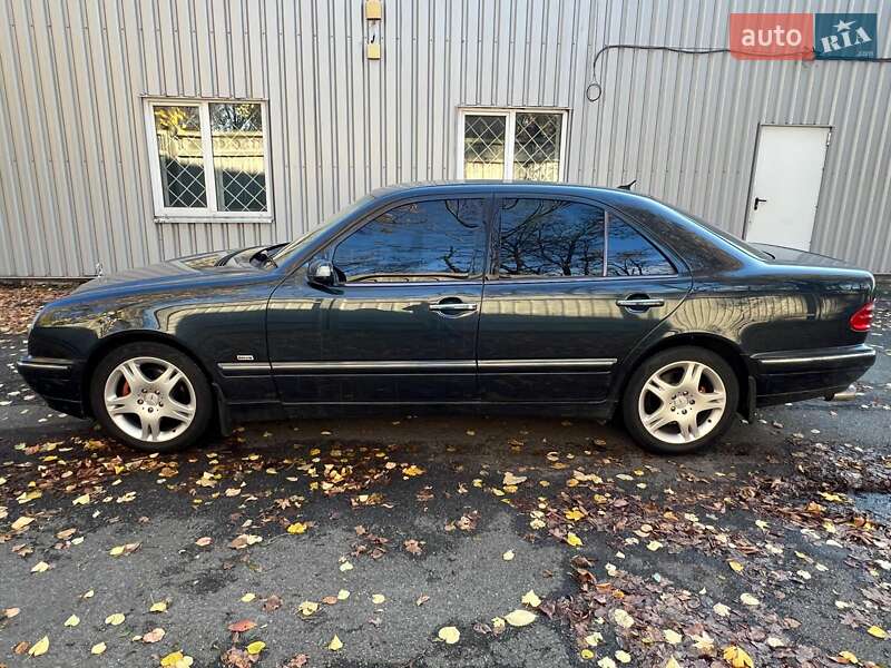 Седан Mercedes-Benz E-Class 2002 в Києві фото 8 Седан Mercedes-Benz E-Class 2002 в Києві